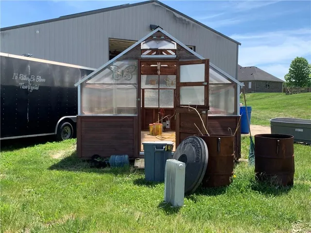 $1,350,000 | 4825 North 123rd Street, Kansas City, KS 66109