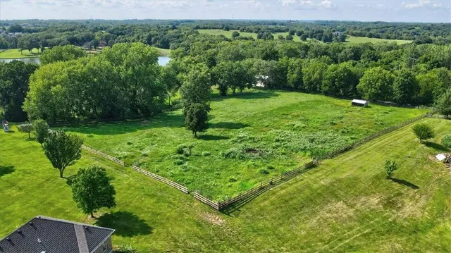 $1,350,000 | 4825 North 123rd Street, Kansas City, KS 66109