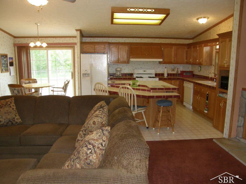 19101 South Raucholz Road Oakley, MI 48649 - Photo 7 of 16 31197741-6.JPG