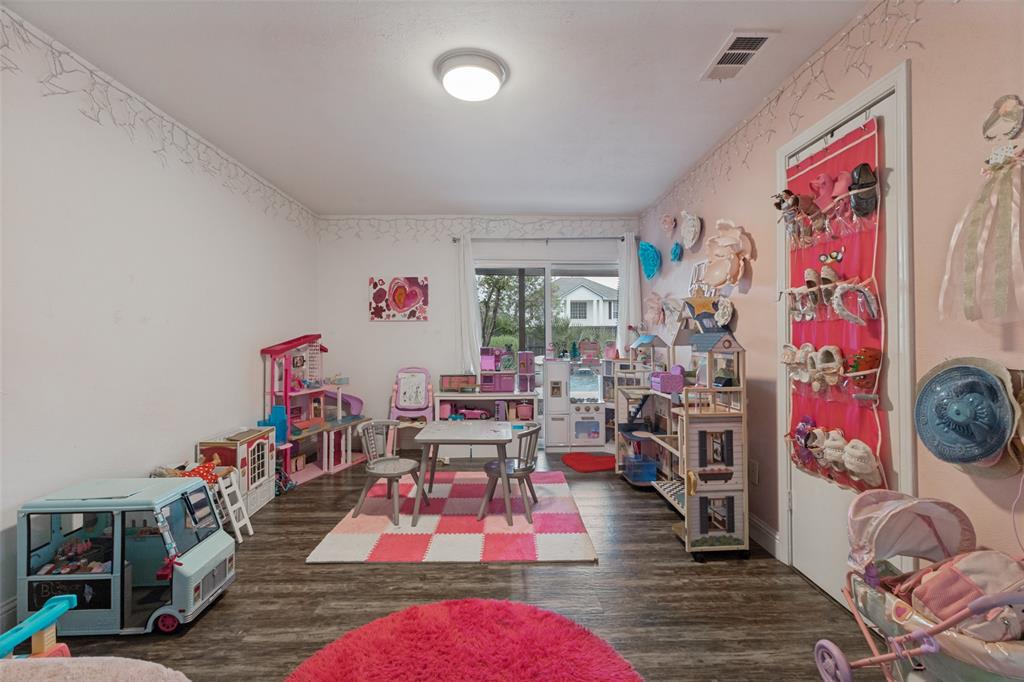 2300 Regal Road Plano, TX 75075 - Photo 22 of 34