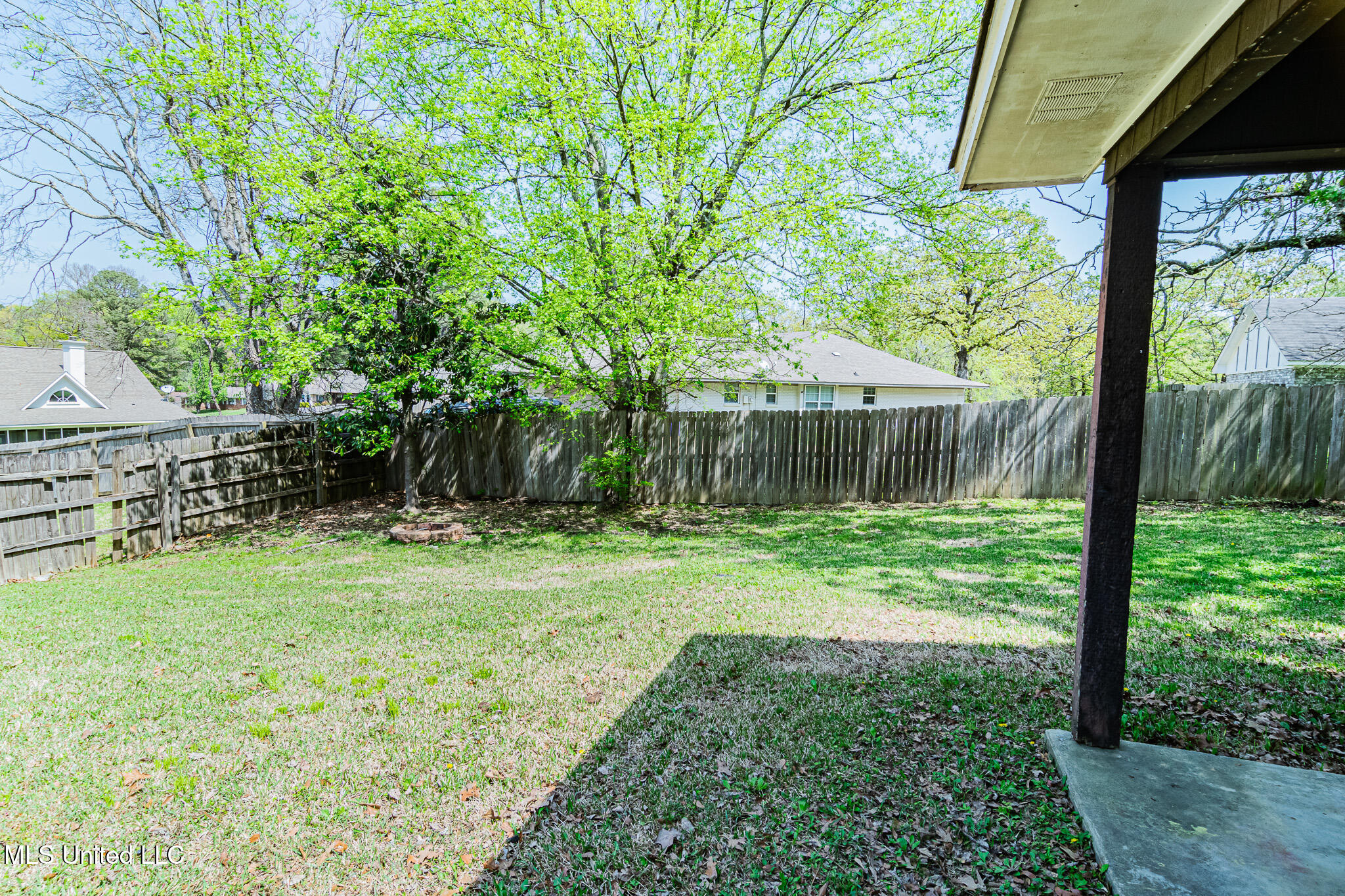124 Scotland Road Clinton, MS 39056 - Photo 42 of 43 DSC_0392
