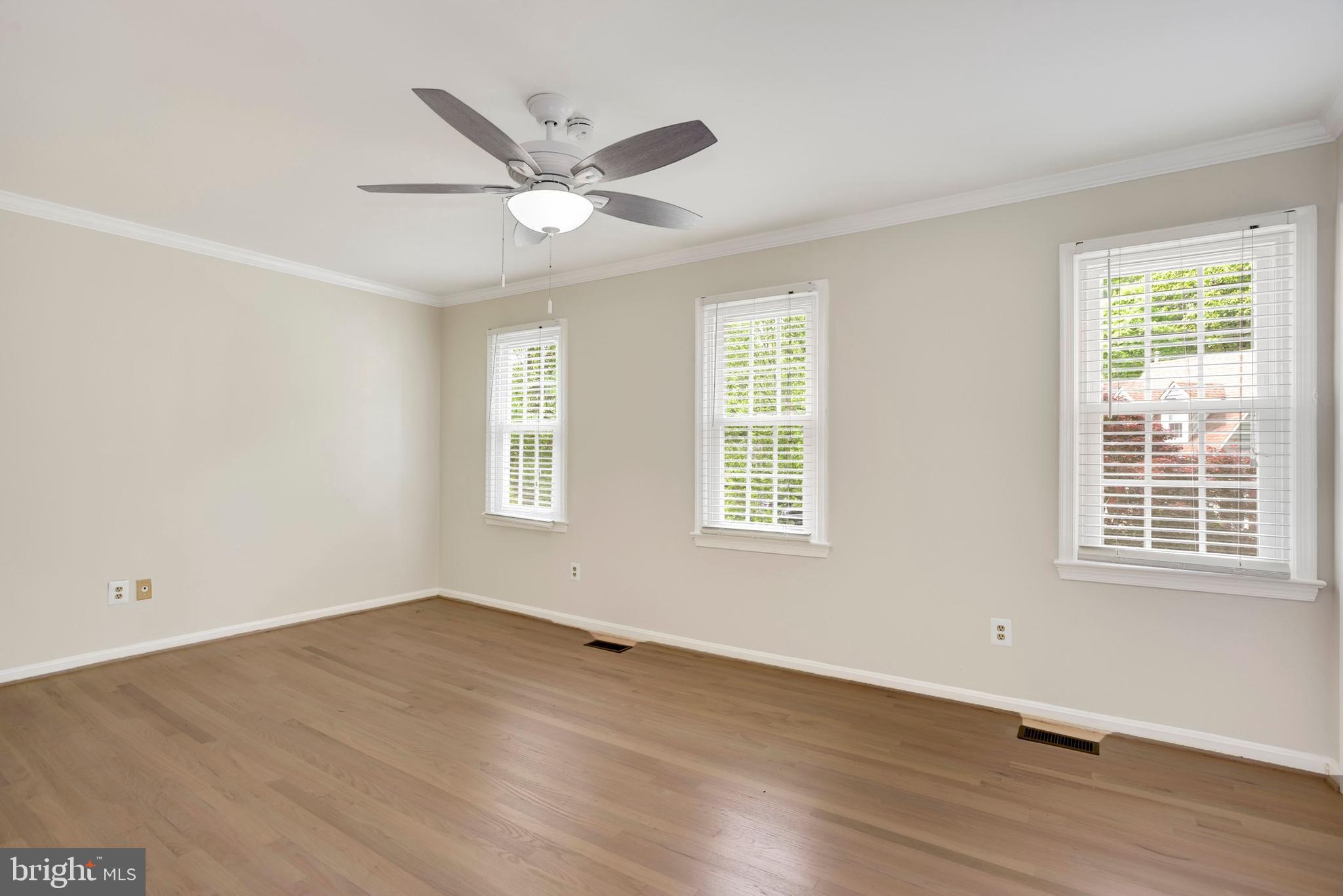 11684 Stockbridge Lane Reston, VA 20194 - Photo 22 of 39 Bedroom 3
