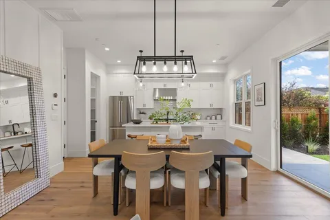 $3,748,000 | 16011 Stephenie Lane, Los Gatos, CA 95032