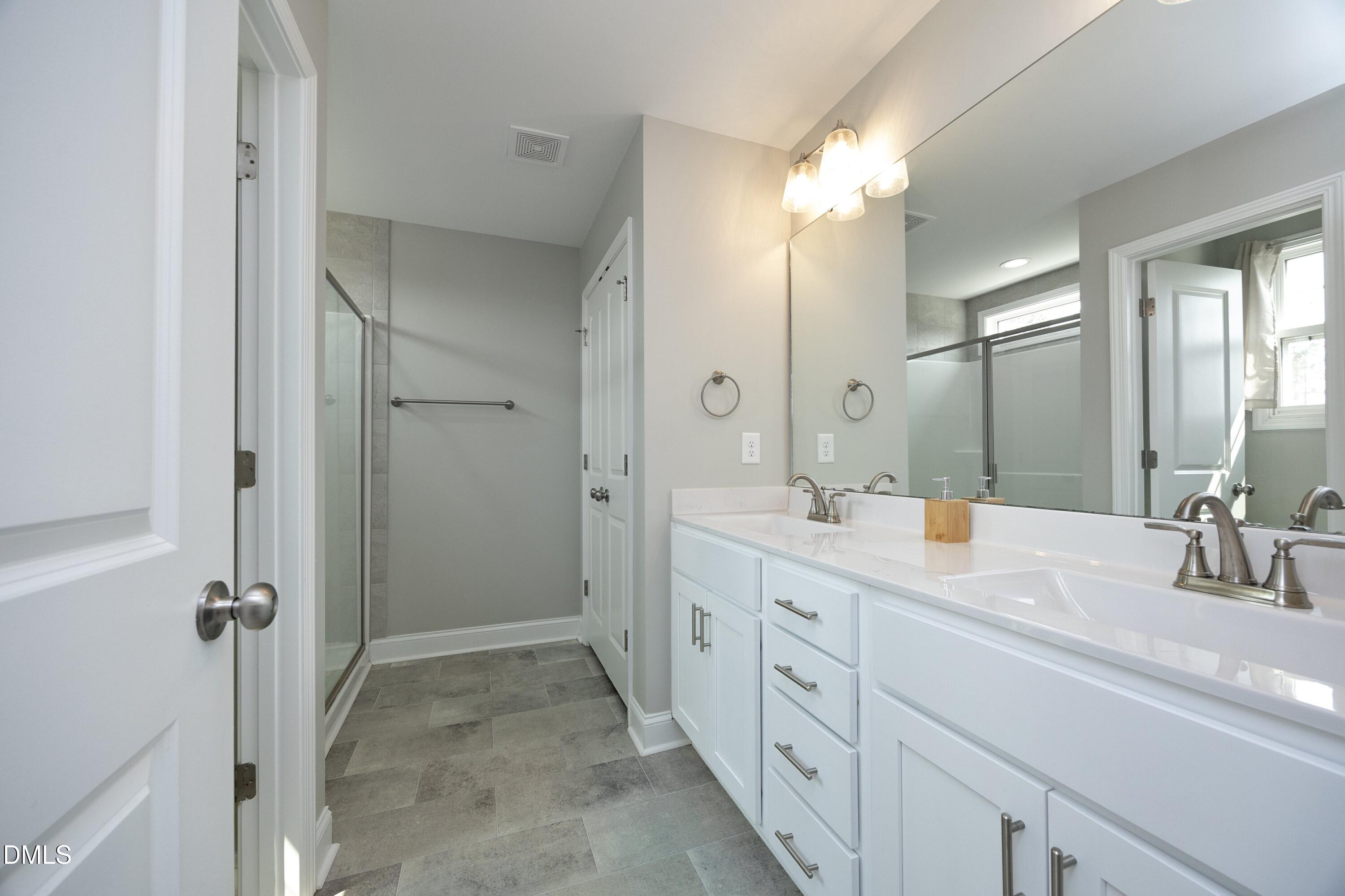 2470 Marks Road Cameron, NC 28326 - Photo 18 of 35 18PrimaryBath