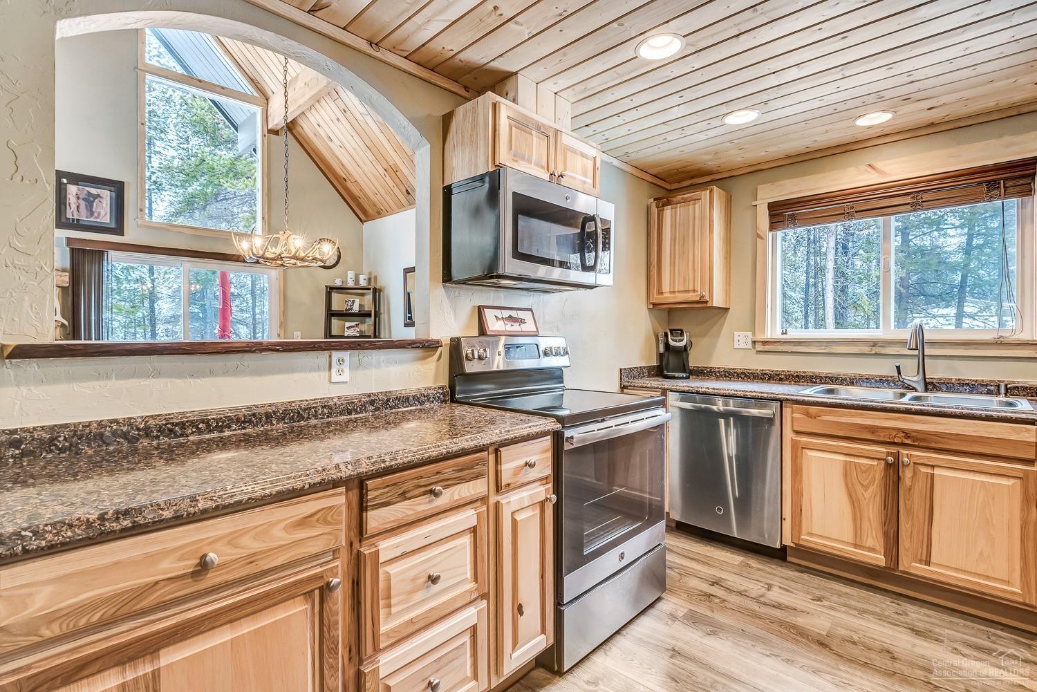 15464 Liberty Road La Pine, OR 97739 - Photo 10 of 25 Additional Photo