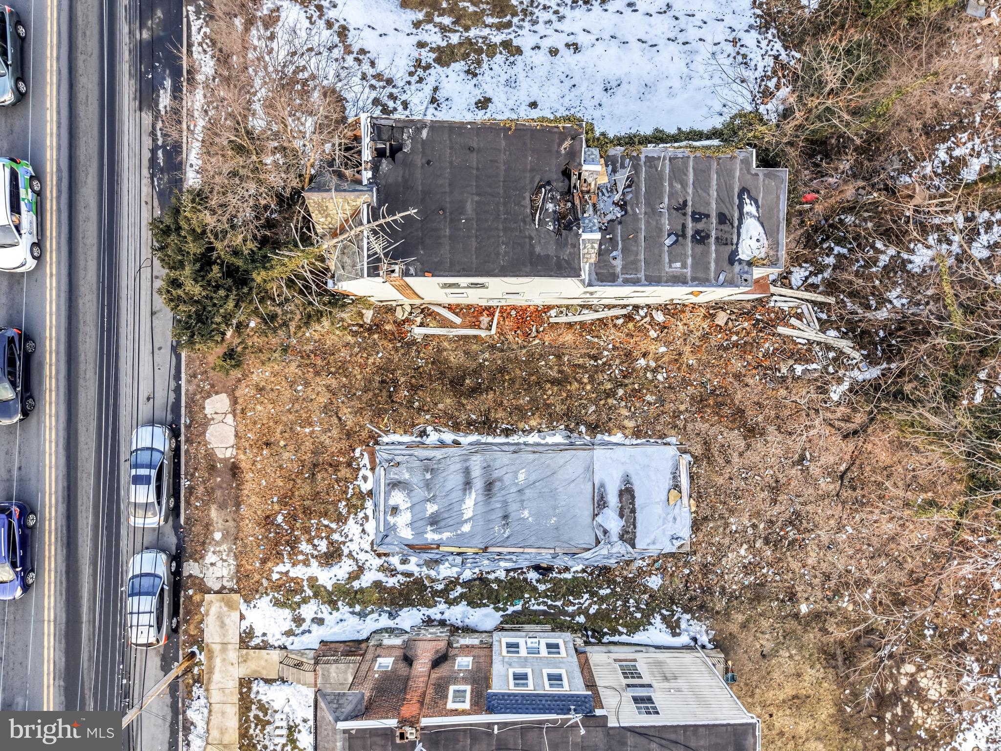 239 West 9th Street Chester, PA 19013 - Photo 2 of 4