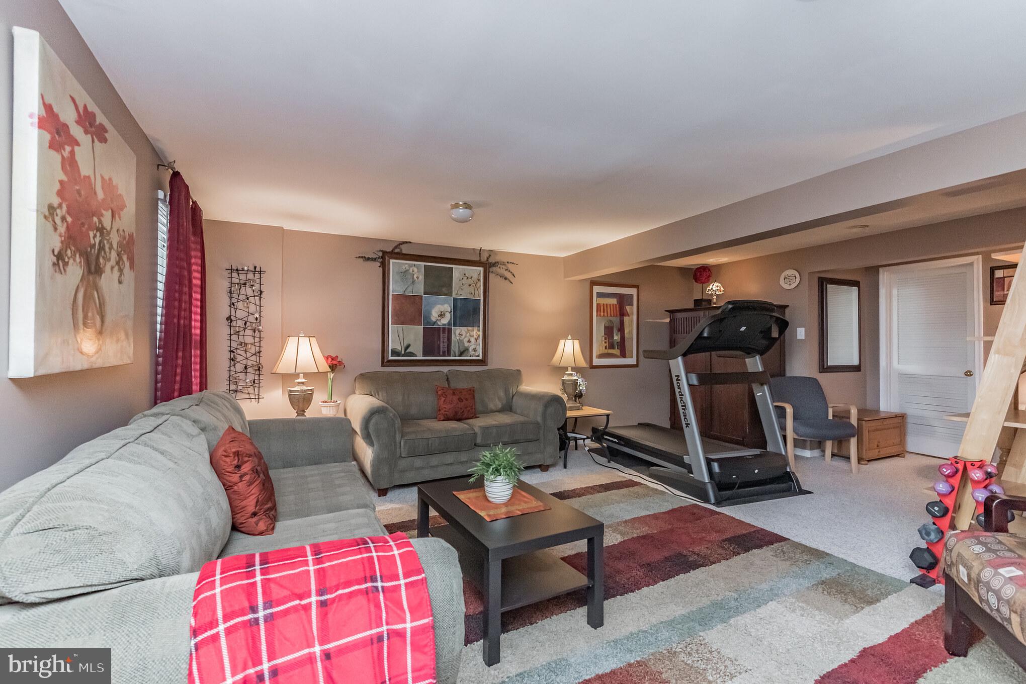 5314 Kelmscot Road Baltimore, MD 21237 - Photo 29 of 33 Gallery Image 29