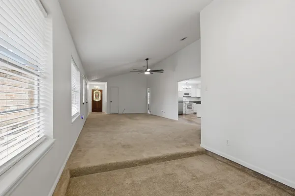 $240,000 | 218 Oxford Drive, Conroe, TX 77303
