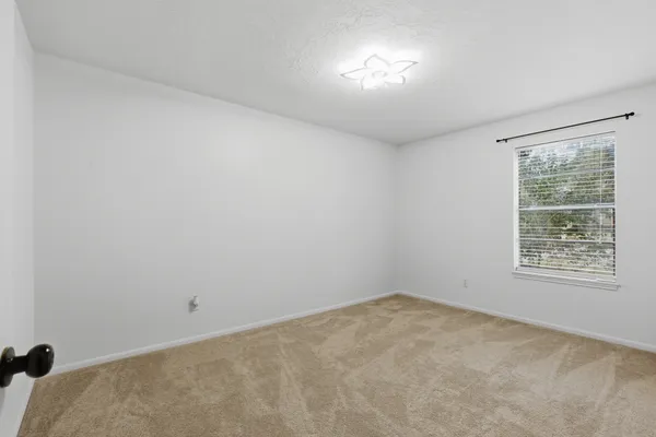 $240,000 | 218 Oxford Drive, Conroe, TX 77303