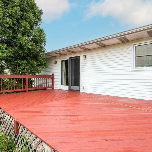 12342 Basil Road Northwest Baltimore, OH 43105 - Photo 9 of 48 Back Deck