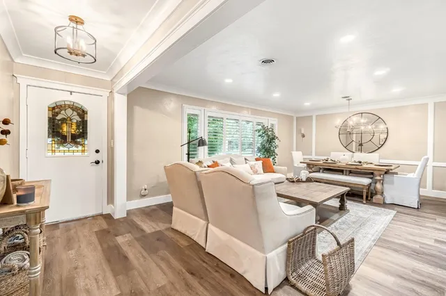 $544,900 | 1103 South Linda Vista Street, Visalia, CA 93277