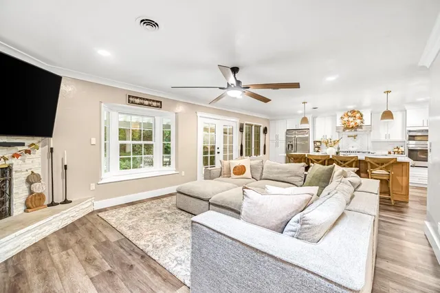 $544,900 | 1103 South Linda Vista Street, Visalia, CA 93277