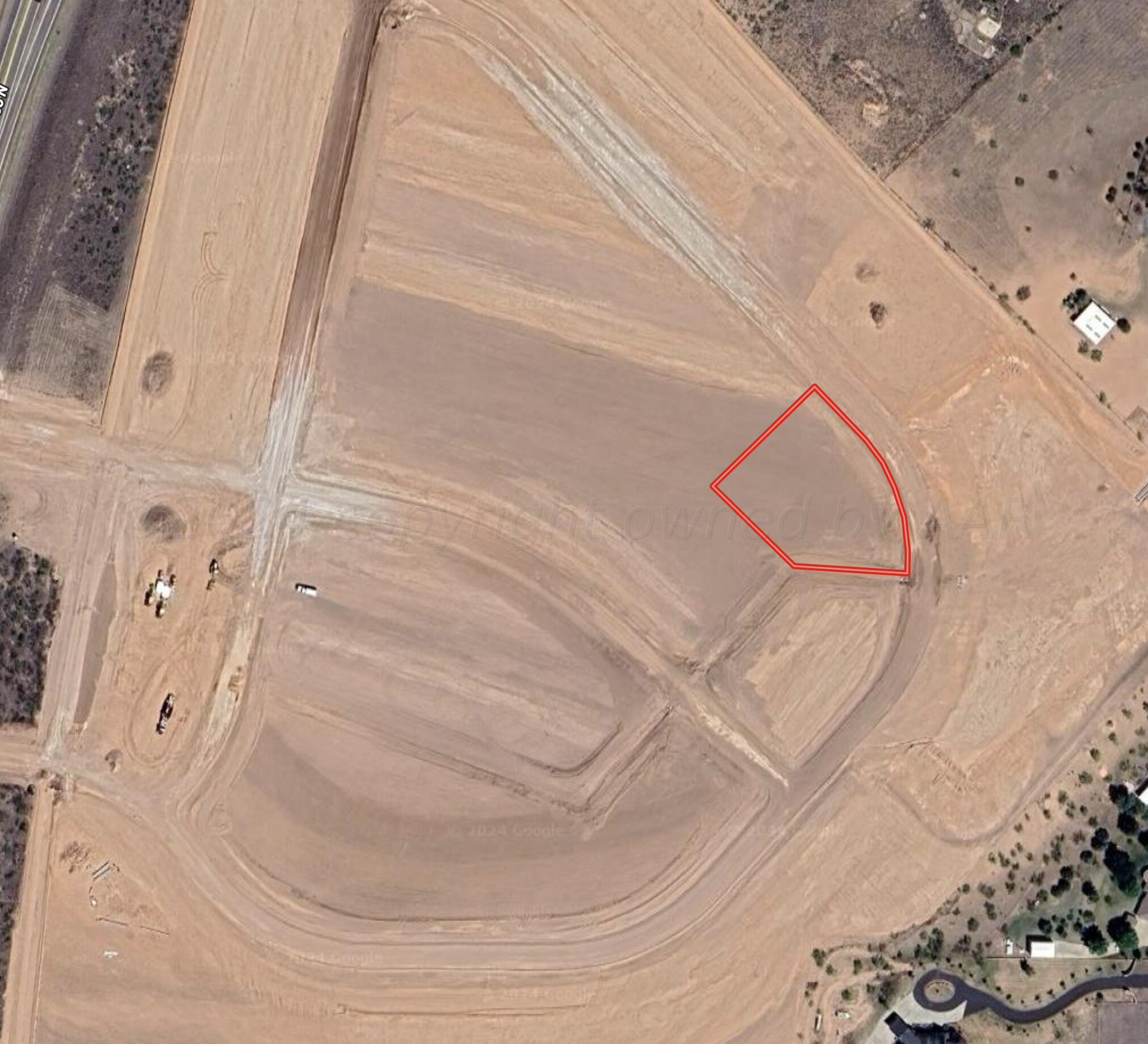 2651 Augusta Avenue Amarillo, TX 79124 - Photo 3 of 3 a bathroom with a bathtub and shower