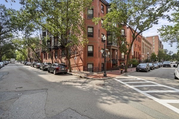 38-40 St Botolph Street, Unit 45 Boston, MA 02116 - Photo 7 of 8 a view of a street with a building
