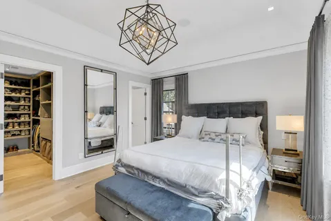 $2,498,000 | 162-04 12th Road | Beechhurst