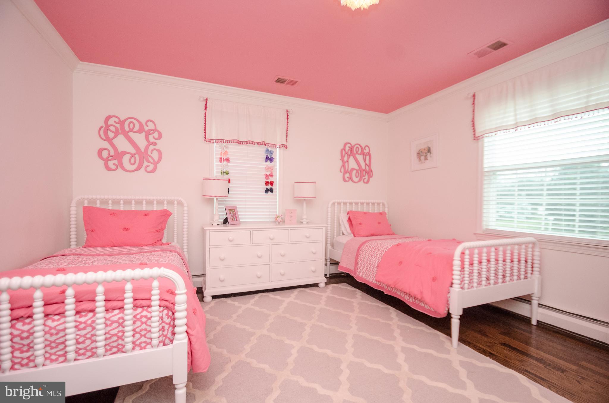 5910 Meadowood Road Baltimore, MD 21212 - Photo 14 of 27 Gallery Image 14