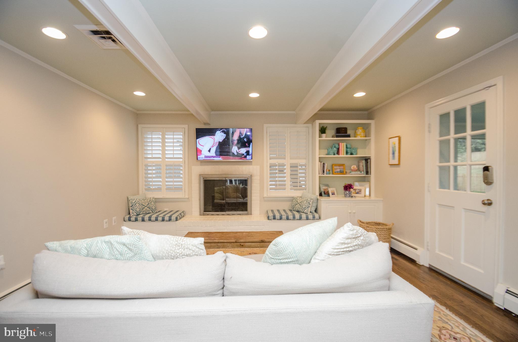 5910 Meadowood Road Baltimore, MD 21212 - Photo 22 of 27 Gallery Image 22