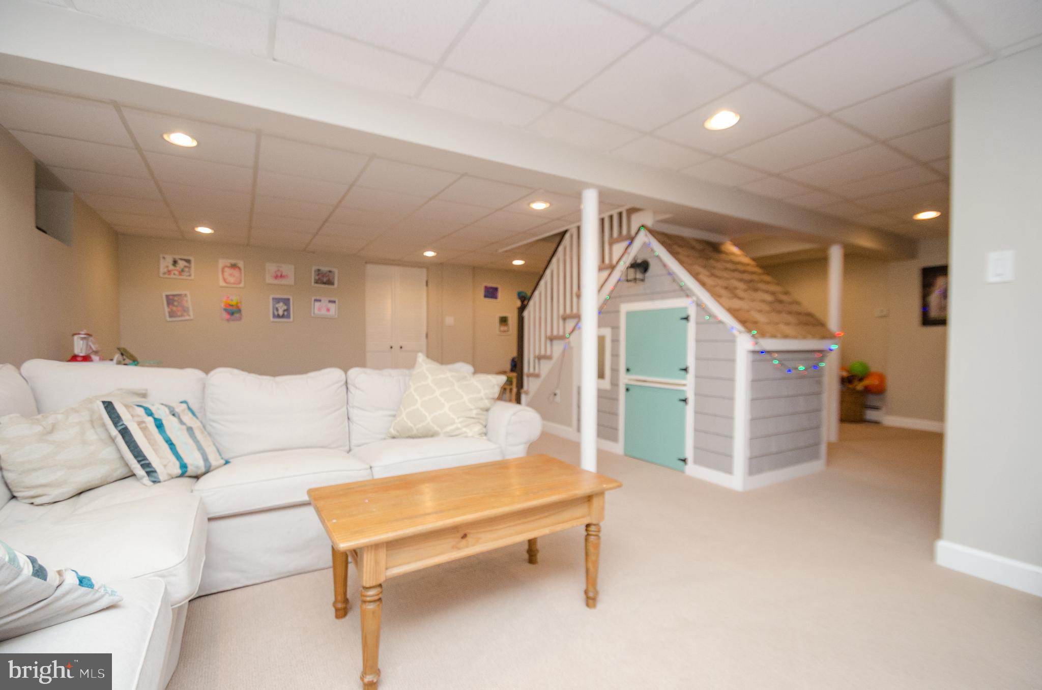 5910 Meadowood Road Baltimore, MD 21212 - Photo 5 of 27 Gallery Image 5