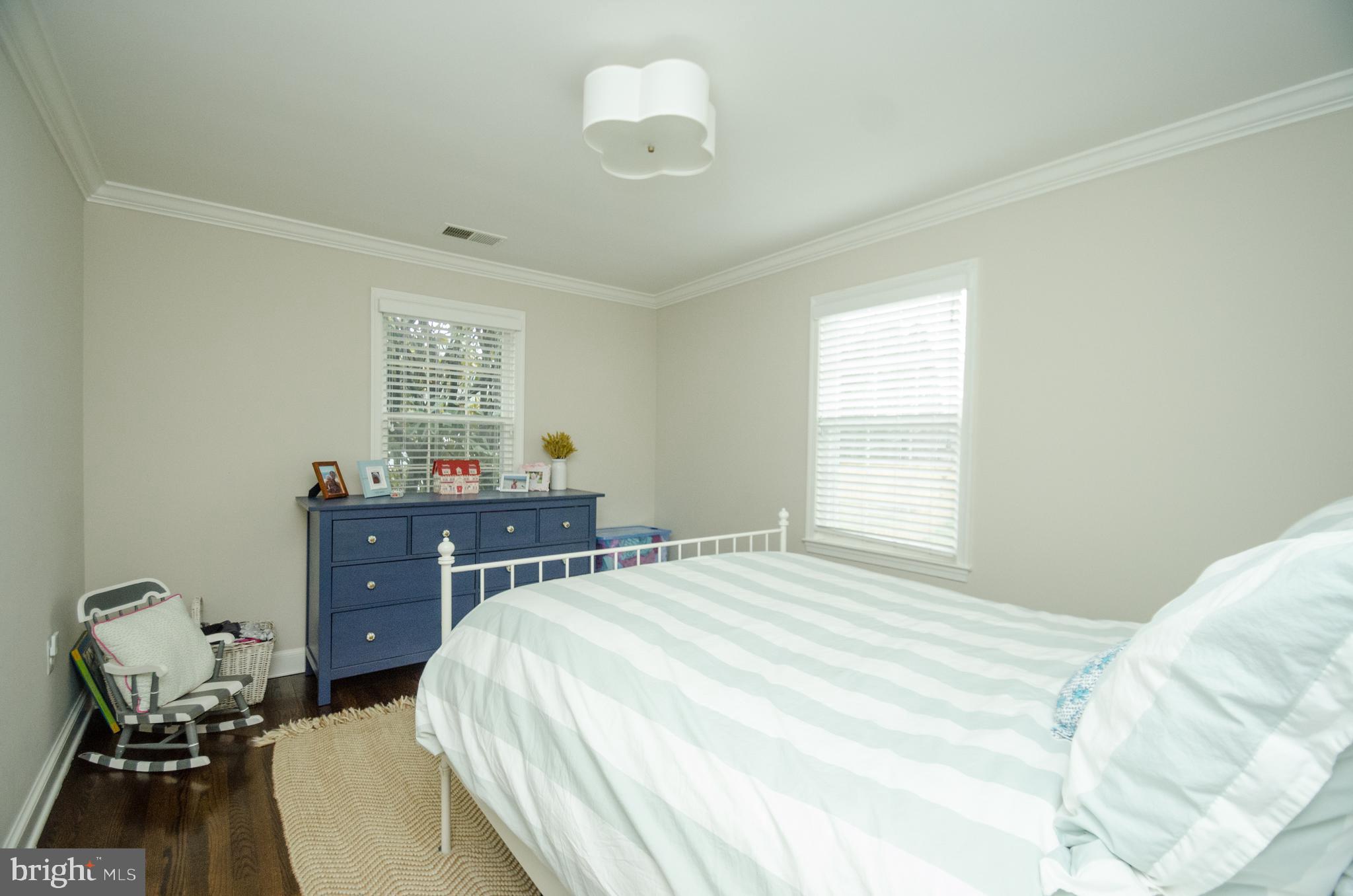 5910 Meadowood Road Baltimore, MD 21212 - Photo 10 of 27 Gallery Image 10