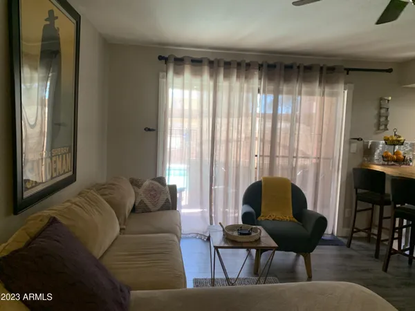 $3,000 | 1402 South Jentilly Lane, Unit 104, Tempe, AZ 85281