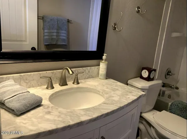 $3,000 | 1402 South Jentilly Lane, Unit 104, Tempe, AZ 85281