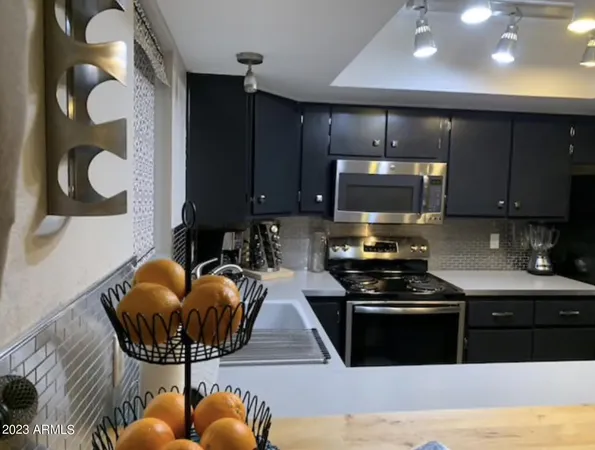 $3,000 | 1402 South Jentilly Lane, Unit 104, Tempe, AZ 85281