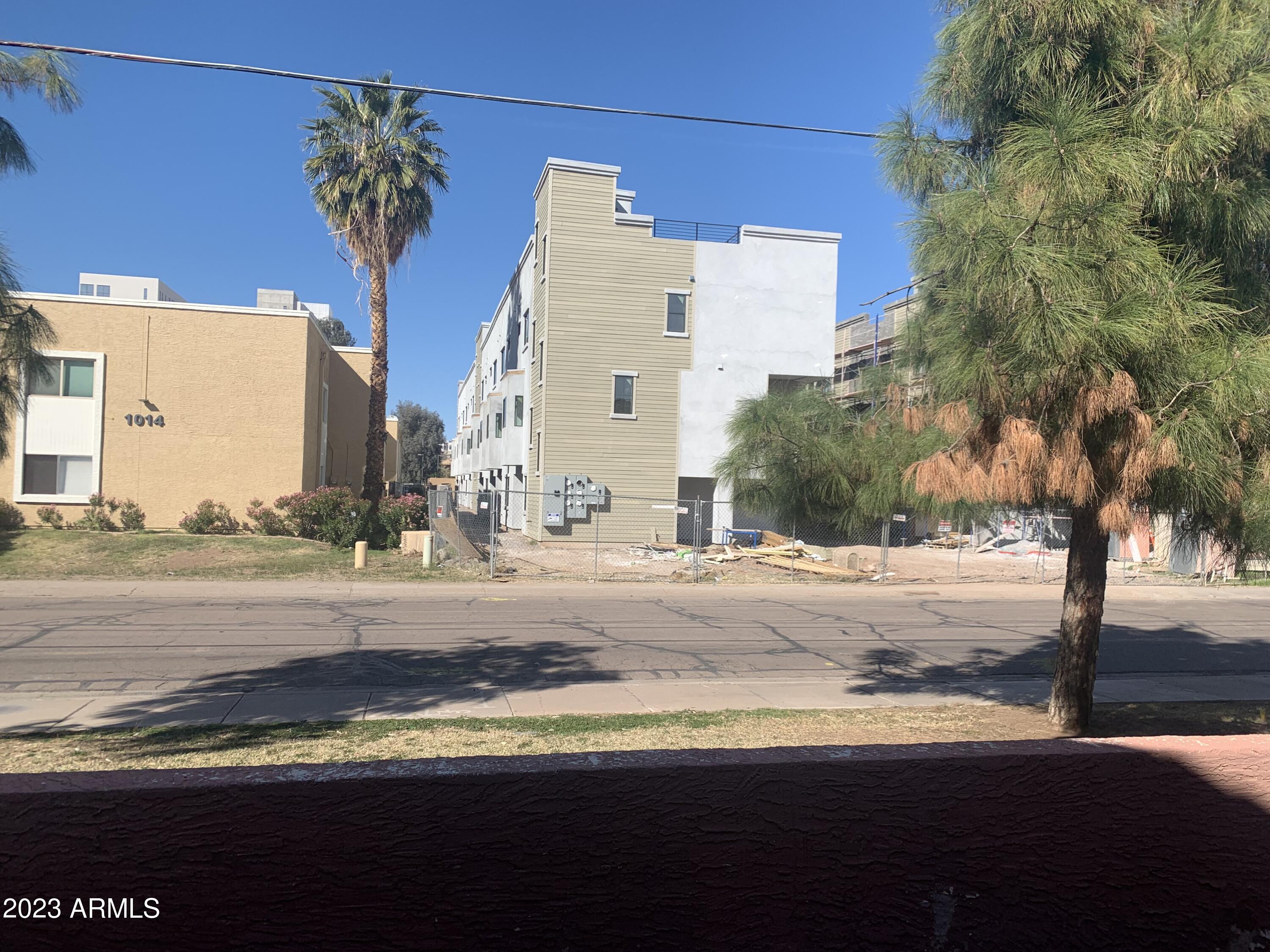 1402 South Jentilly Lane, Unit 104 Tempe, AZ 85281 - Photo 7 of 32 IMG_4294