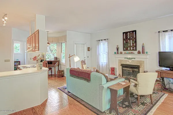 $2,450 | 106 Ann Street, Wilmington, NC 28401