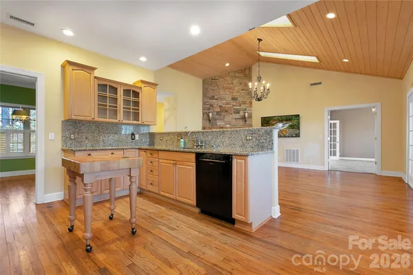 $650,000 | 63 Wanei Court, Brevard, NC 28712