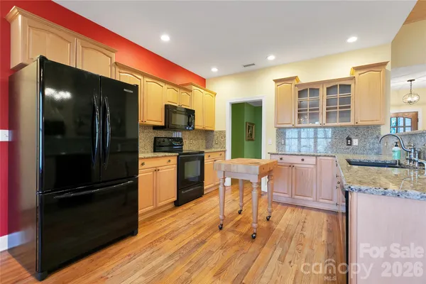 $650,000 | 63 Wanei Court, Brevard, NC 28712