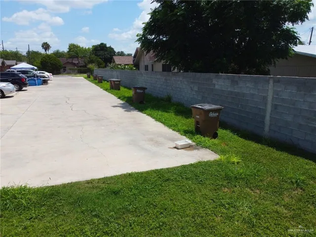 $670,000 | 905 South Avenue, Donna, TX 78537