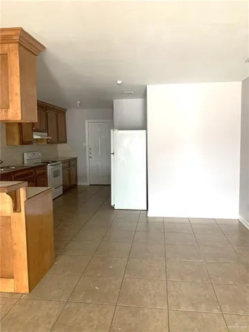 $670,000 | 905 South Avenue, Donna, TX 78537