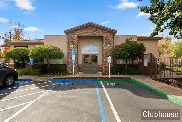 $305,000 | 10001 Woodcreek Oaks Boulevard, Unit 1433, Roseville, CA 95747
