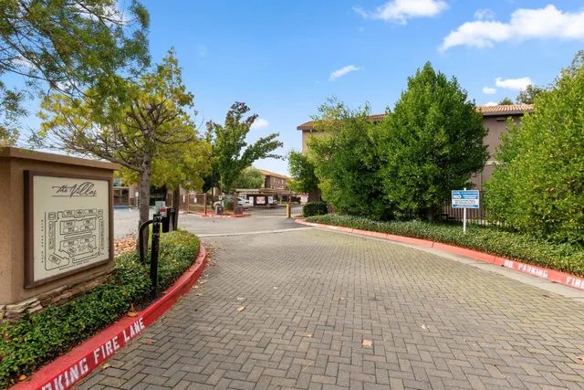 $299,000 | 10001 Woodcreek Oaks Boulevard, Unit 1433, Roseville, CA 95747