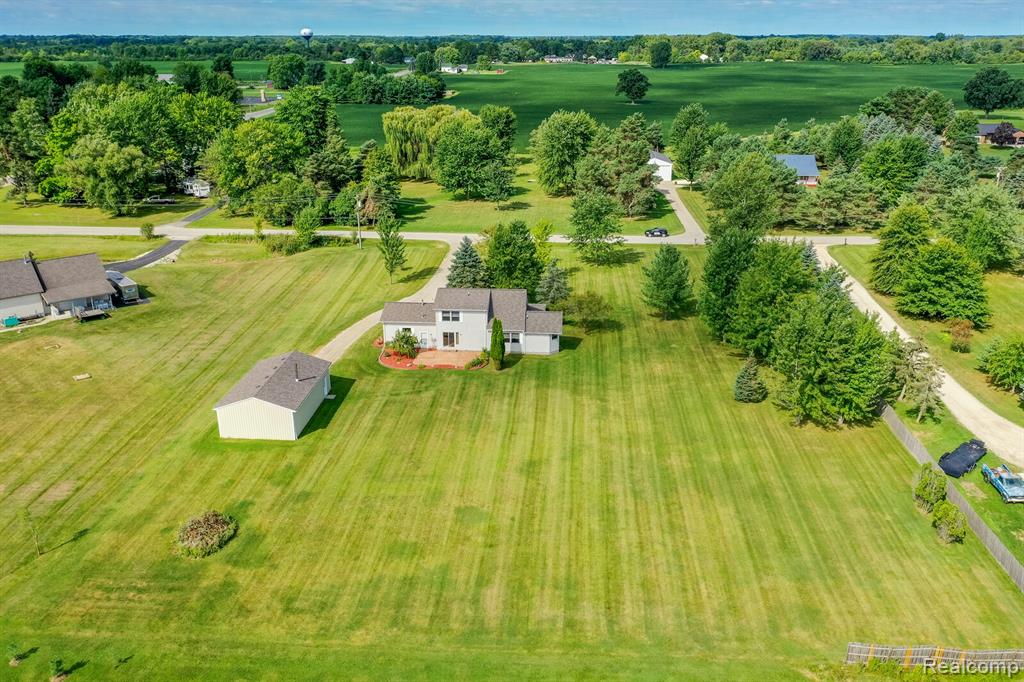 8038 Duquette Road Yale, MI 48097 - Photo 8 of 32