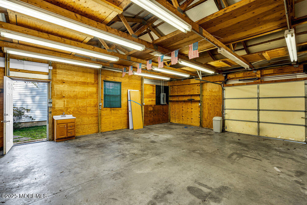 10 Bowman Road Jackson, NJ 08527 - Photo 12 of 16 a view of a garage