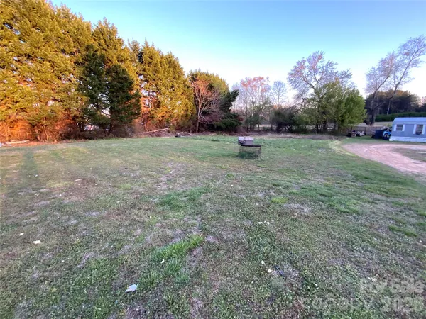 $204,900 | 218 Lovelace Road, Forest City, NC 28043