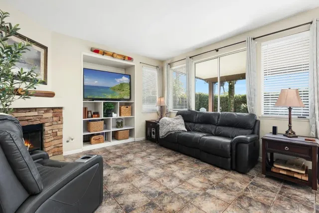 $900,000 | 4801 Cardiff Bay Drive, Oceanside, CA 92057