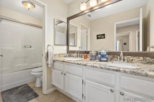 $900,000 | 4801 Cardiff Bay Drive, Oceanside, CA 92057