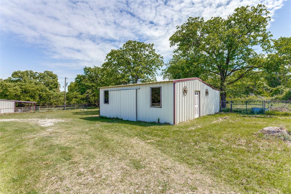 1232 County Road 4371 Decatur, TX 76234 - Photo 20 of 32