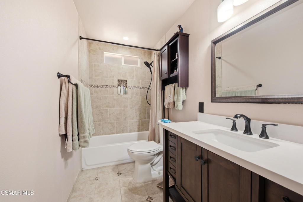 6395 Keystone Street Simi Valley, CA 93063 - Photo 27 of 38