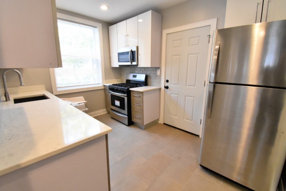 4205 North Pulaski Road, Unit 2 Chicago, IL 60641 - Photo 2 of 9