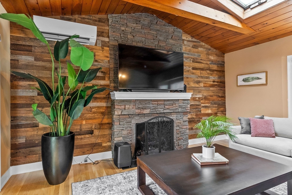 16 Quarley Road, Unit 16 Boston, MA 02131 - Photo 3 of 42 Gallery Image 3