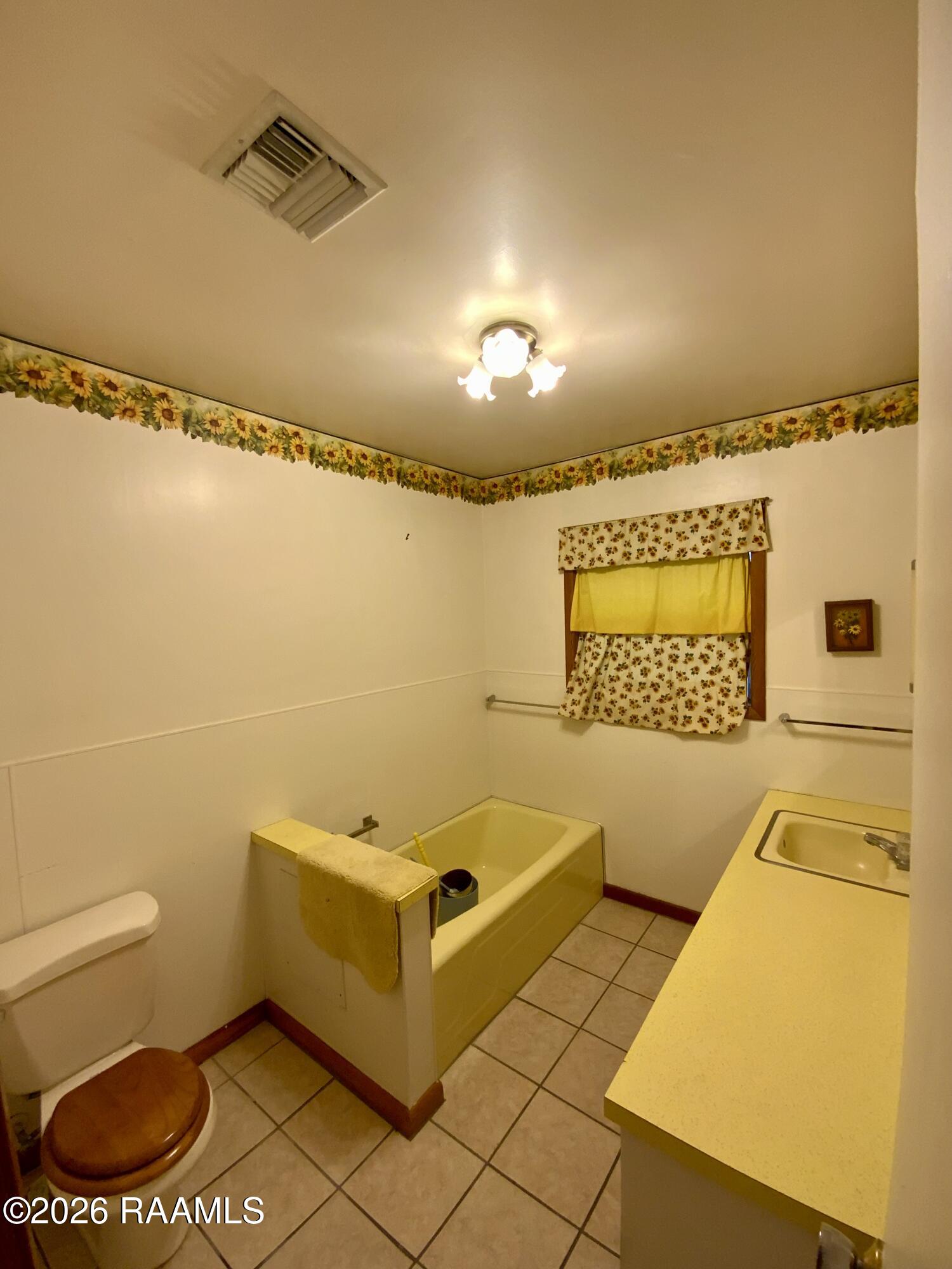 304 East Gloria Switch Road Lafayette, LA 70507 - Photo 12 of 38 IMG_2065