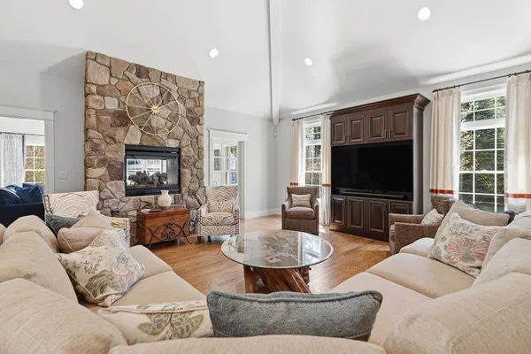 $2,275,000 | 9 Ross Lane, Middleton, MA 01949