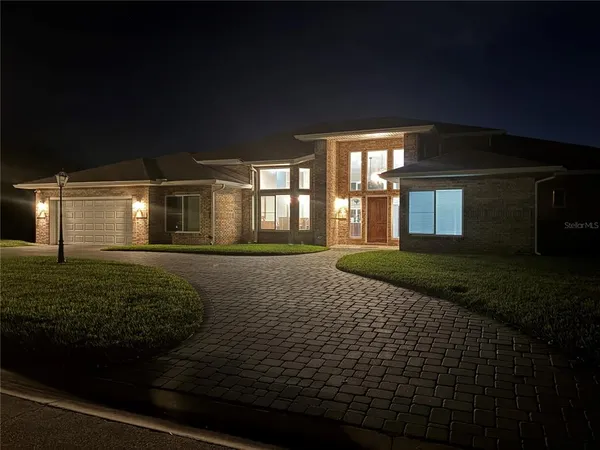 $899,000 | 16 Julie Drive, Ormond Beach, FL 32176
