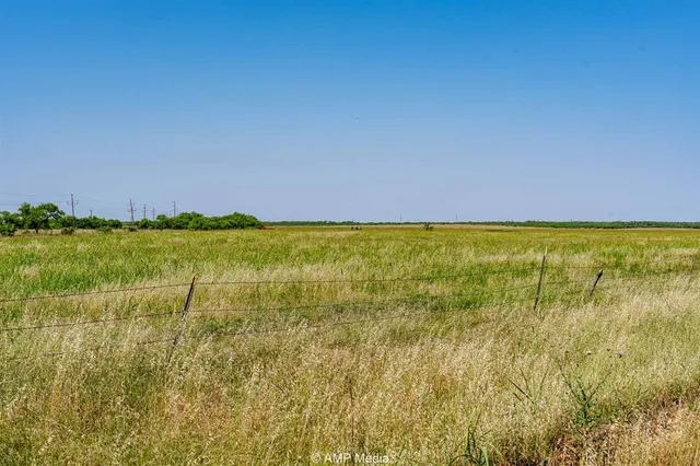a view of an ocean from a yard