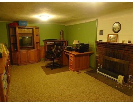 1070 Parker Street Springfield, MA 01129 - Photo 14 of 21 Gallery Image 14