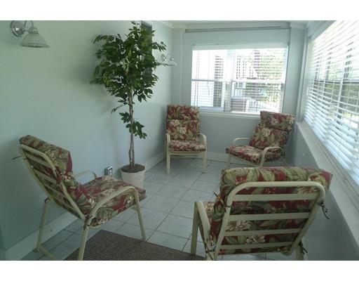 1070 Parker Street Springfield, MA 01129 - Photo 15 of 21 Gallery Image 15