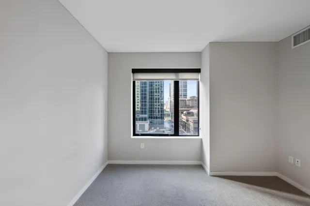 $2,825 | 465 Nicollet Mall, Unit 2212, Minneapolis, MN 55401